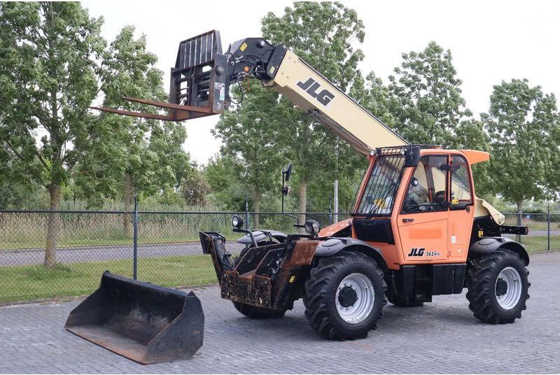 JLG 3614 RS | HYDR. FORKS | BUCKET | LOW HOURS - Teleskoplader: das Bild 2 JLG 3614 RS | HYDR. FORKS | BUCKET | LOW HOURS - Teleskoplader: das Bild 2