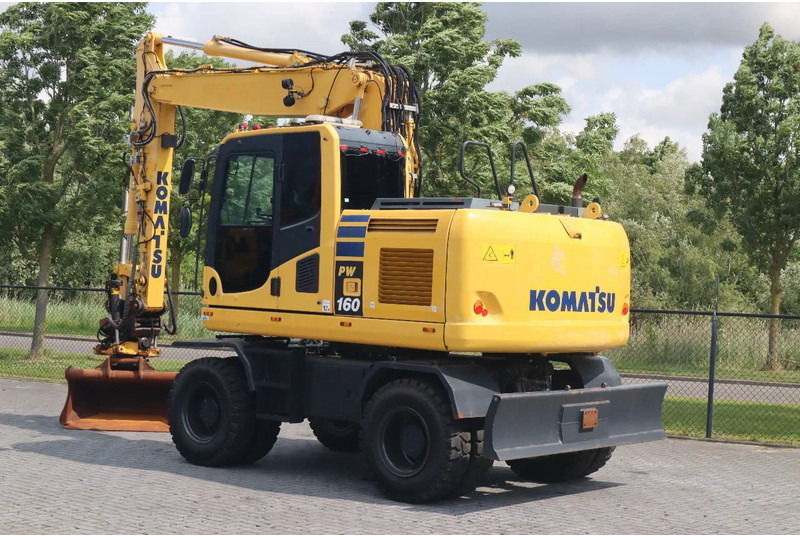 Komatsu PW 160-10 | ROTOTILT | NEW TIRES - Mobilbagger: das Bild 3 Komatsu PW 160-10 | ROTOTILT | NEW TIRES - Mobilbagger: das Bild 3