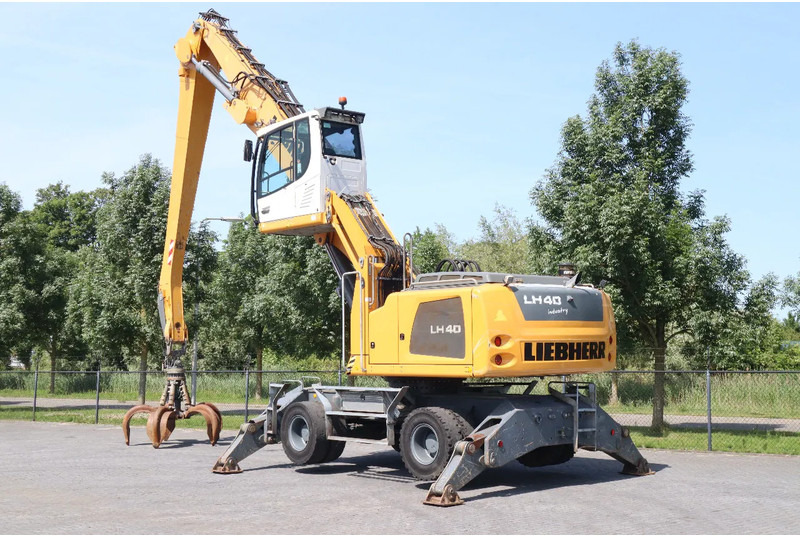 Liebherr LH 40 M LITRONIC | GRAB | QUICK COUPLER | 16 METER - Umschlagbagger: das Bild 3 Liebherr LH 40 M LITRONIC | GRAB | QUICK COUPLER | 16 METER - Umschlagbagger: das Bild 3