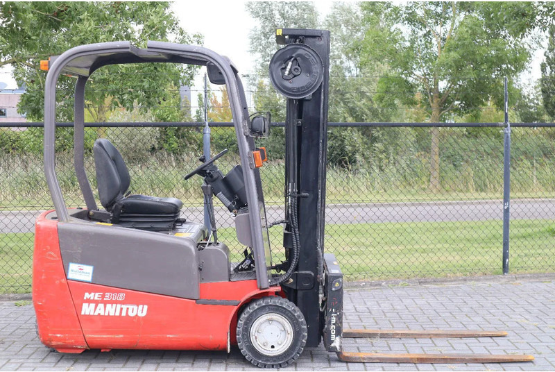 Manitou ME 318 | SIDESHIFT | FORK SPREADERS | TRIPLEX - Elektrostapler: das Bild 4 Manitou ME 318 | SIDESHIFT | FORK SPREADERS | TRIPLEX - Elektrostapler: das Bild 4