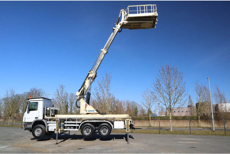 Mercedes-Benz Actros 2636 6X4 | TUNNEL PLATFORM | REMOTE DRIVING - Autokran: das Bild 3 Mercedes-Benz Actros 2636 6X4 | TUNNEL PLATFORM | REMOTE DRIVING - Autokran: das Bild 3
