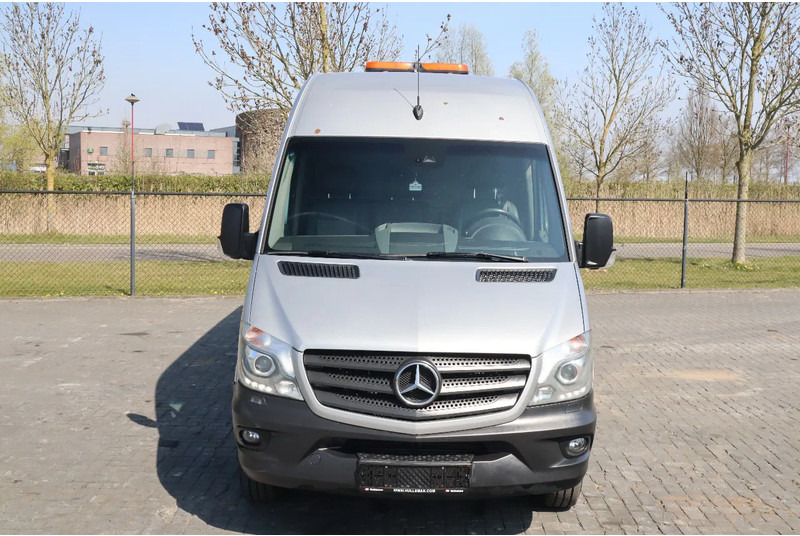 Mercedes-Benz Sprinter 516 | WORKSHOP | SERVICE VAN | WERKSTATT - Koffer Transporter: das Bild 2 Mercedes-Benz Sprinter 516 | WORKSHOP | SERVICE VAN | WERKSTATT - Koffer Transporter: das Bild 2