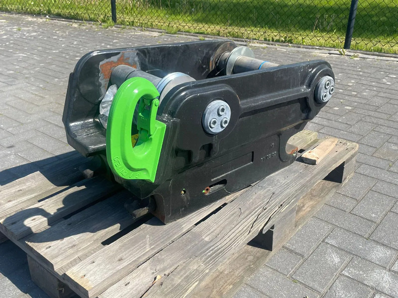 STEELWRIST QC S70 WIDE FPL | NEW / UNUSED | QUICK COUPLER | SNELWISSEL - Schnellwechsler: das Bild 1 STEELWRIST QC S70 WIDE FPL | NEW / UNUSED | QUICK COUPLER | SNELWISSEL - Schnellwechsler: das Bild 1