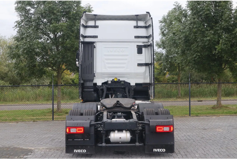 Iveco S-WAY 570 6X2 | RETARDER | EURO 6 - Sattelzugmaschine: das Bild 5 Iveco S-WAY 570 6X2 | RETARDER | EURO 6 - Sattelzugmaschine: das Bild 5