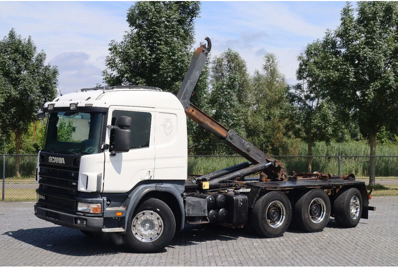 Scania P124-420 | 8X4 | HOOKLIFT | MANUAL | BIG AXLES | EURO 3 - Abrollkipper: das Bild 1 Scania P124-420 | 8X4 | HOOKLIFT | MANUAL | BIG AXLES | EURO 3 - Abrollkipper: das Bild 1