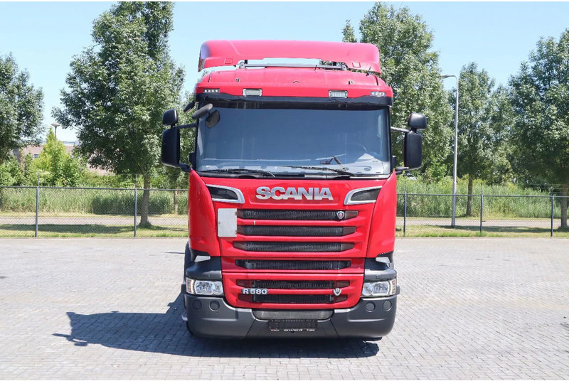 Scania R580 V8 | 6X2 | BDF | RETARDER | TAILLIFT | EURO 6 - Fahrgestell LKW: das Bild 2 Scania R580 V8 | 6X2 | BDF | RETARDER | TAILLIFT | EURO 6 - Fahrgestell LKW: das Bild 2