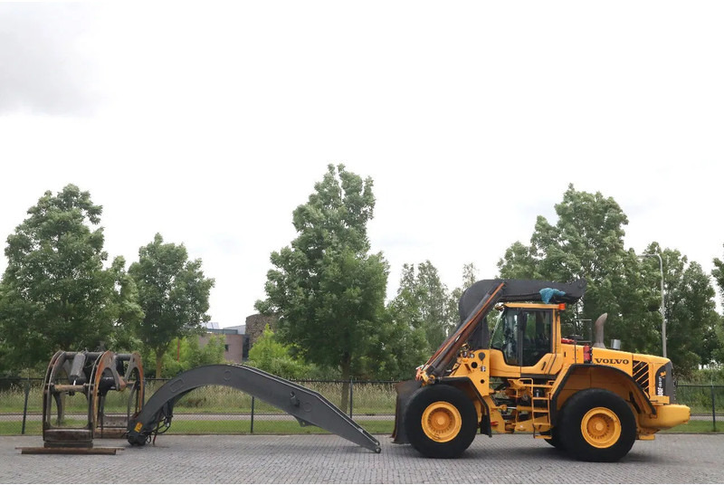 Volvo L180 F HL | HIGH-LIFT | LOG STACKER | HOLZ GRAPPLE - Radlader: das Bild 1 Volvo L180 F HL | HIGH-LIFT | LOG STACKER | HOLZ GRAPPLE - Radlader: das Bild 1