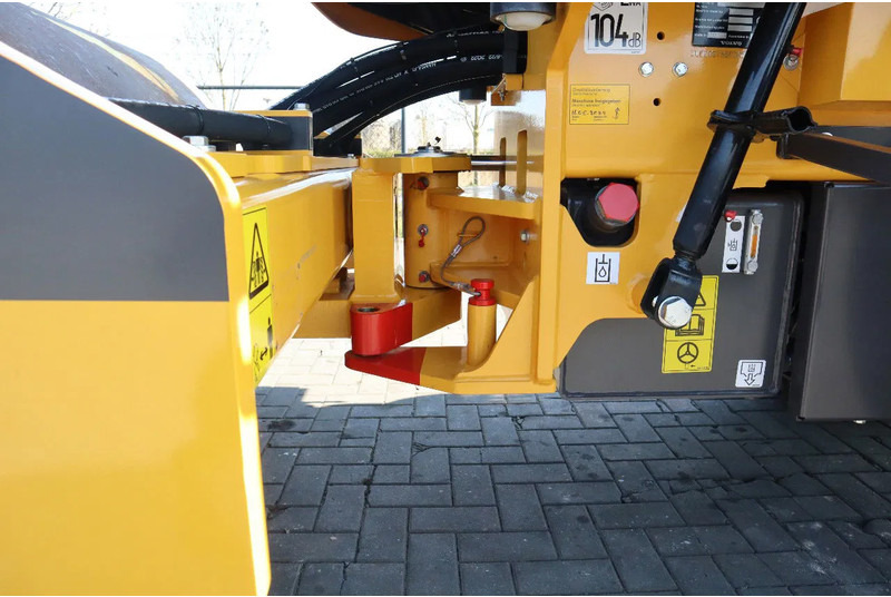 Kombiwalze Volvo SD75B | SD 75 B | NEW / UNUSED | 1 YEAR WARRANTY: das Bild 11 Kombiwalze Volvo SD75B | SD 75 B | NEW / UNUSED | 1 YEAR WARRANTY: das Bild 11