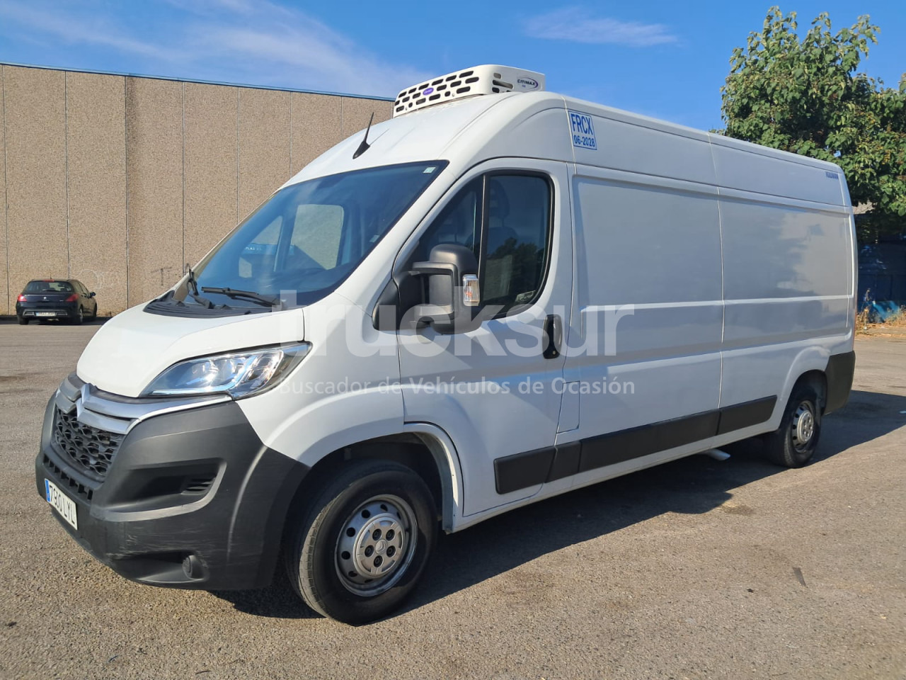 CITROEN JUMPER 120.35 - Koffer Transporter: das Bild 2 CITROEN JUMPER 120.35 - Koffer Transporter: das Bild 2