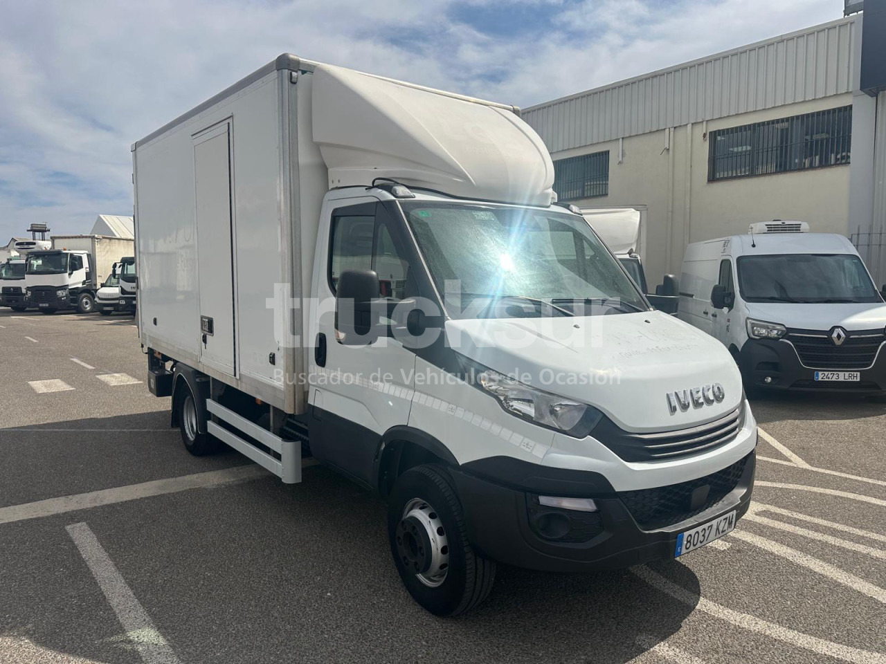 IVECO 72C15 GV P/E - Koffer LKW: das Bild 1 IVECO 72C15 GV P/E - Koffer LKW: das Bild 1