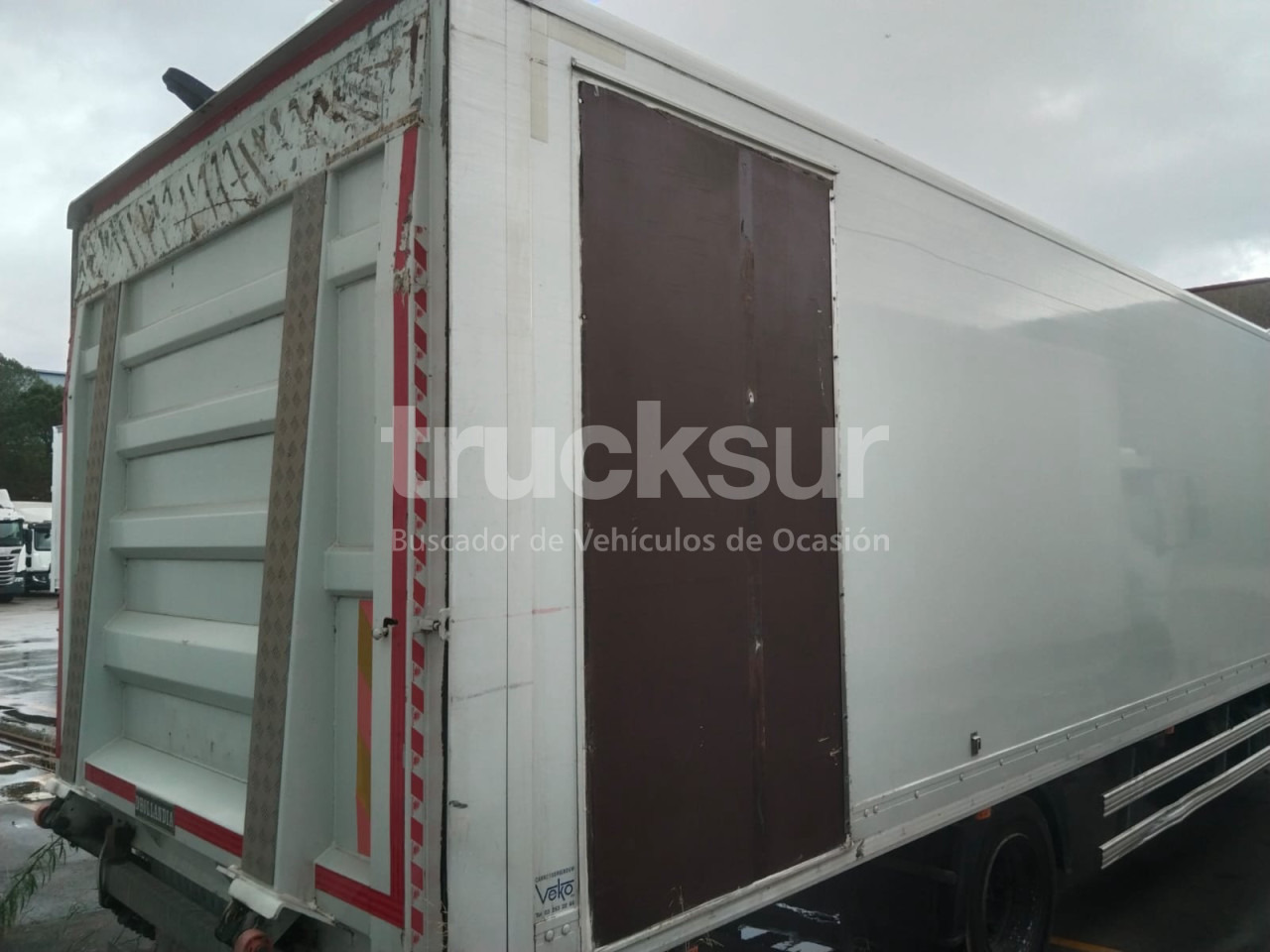 IVECO EUROCARGO - Koffer LKW: das Bild 3 IVECO EUROCARGO - Koffer LKW: das Bild 3