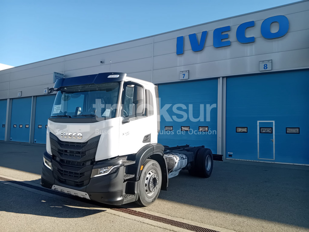 IVECO X-WAY 420 - Fahrgestell LKW: das Bild 1 IVECO X-WAY 420 - Fahrgestell LKW: das Bild 1