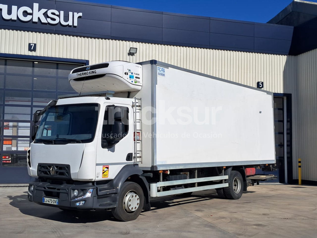 RENAULT D13.240 - Kühlkoffer LKW: das Bild 2 RENAULT D13.240 - Kühlkoffer LKW: das Bild 2