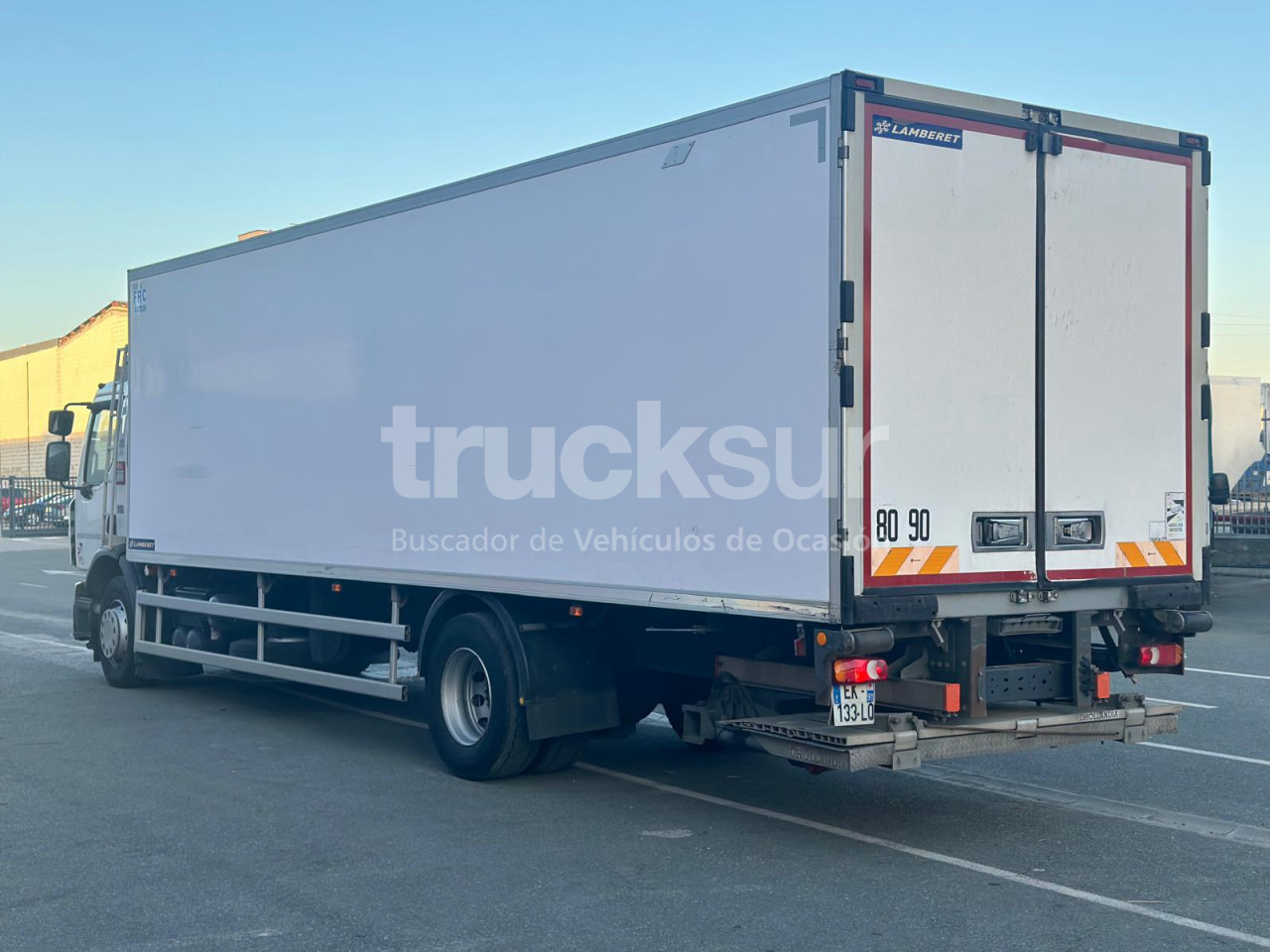 RENAULT D280.18 - Kühlkoffer LKW: das Bild 4 RENAULT D280.18 - Kühlkoffer LKW: das Bild 4