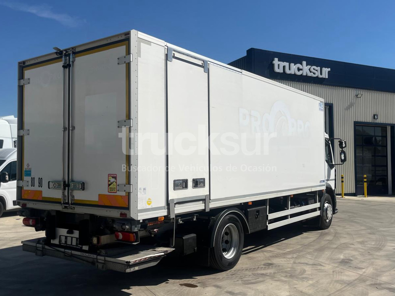 RENAULT D280 - Kühlkoffer LKW: das Bild 4 RENAULT D280 - Kühlkoffer LKW: das Bild 4