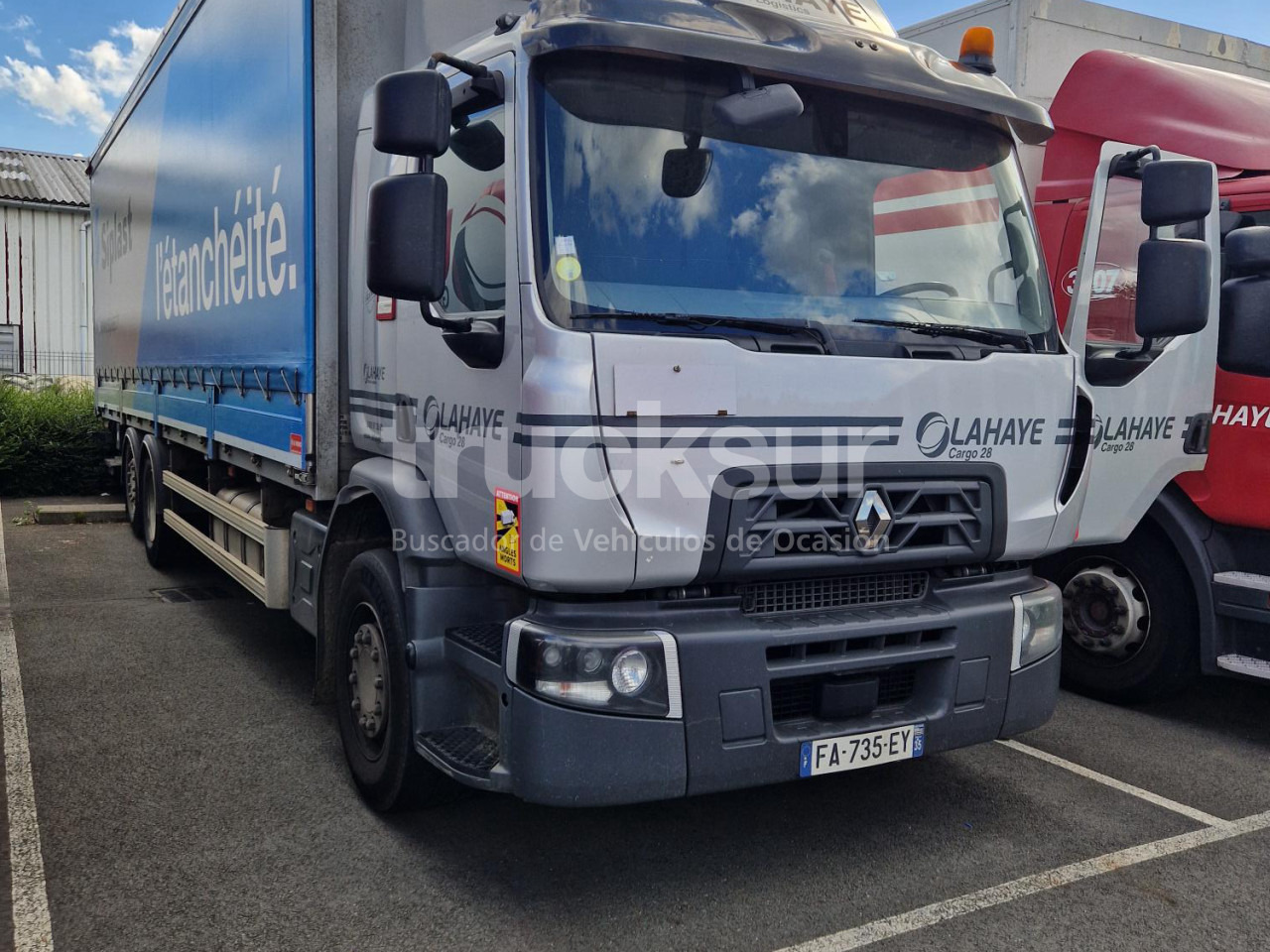 RENAULT D320.26 ejes 6x2*4 - Plane LKW: das Bild 1 RENAULT D320.26 ejes 6x2*4 - Plane LKW: das Bild 1