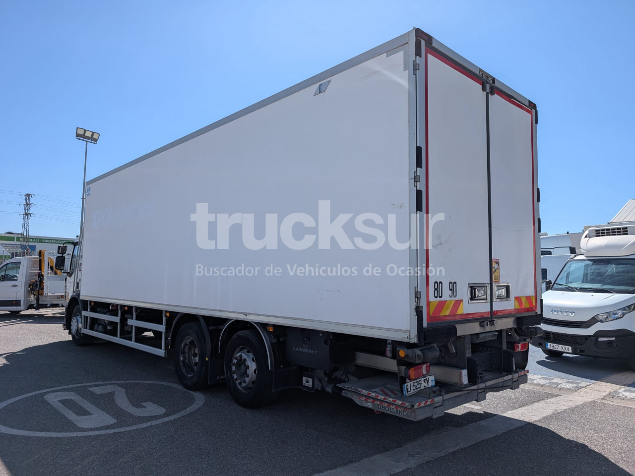 RENAULT D320.26 ejes 6x2*4 - Kühlkoffer LKW: das Bild 3 RENAULT D320.26 ejes 6x2*4 - Kühlkoffer LKW: das Bild 3