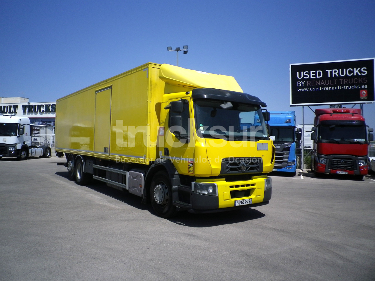 RENAULT D380.26 6X2*4 ejes 6x2*4 - Koffer LKW: das Bild 2 RENAULT D380.26 6X2*4 ejes 6x2*4 - Koffer LKW: das Bild 2