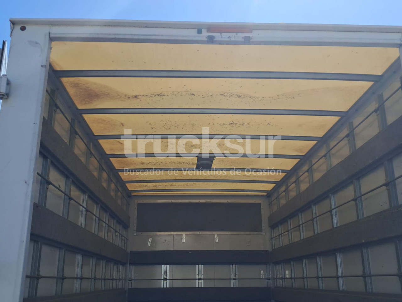Koffer Transporter RENAULT MASTER 130.35: das Bild 7