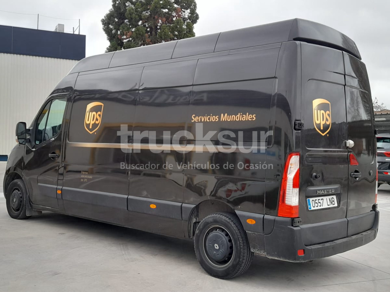 RENAULT MASTER 150.35 - Koffer Transporter: das Bild 3 RENAULT MASTER 150.35 - Koffer Transporter: das Bild 3