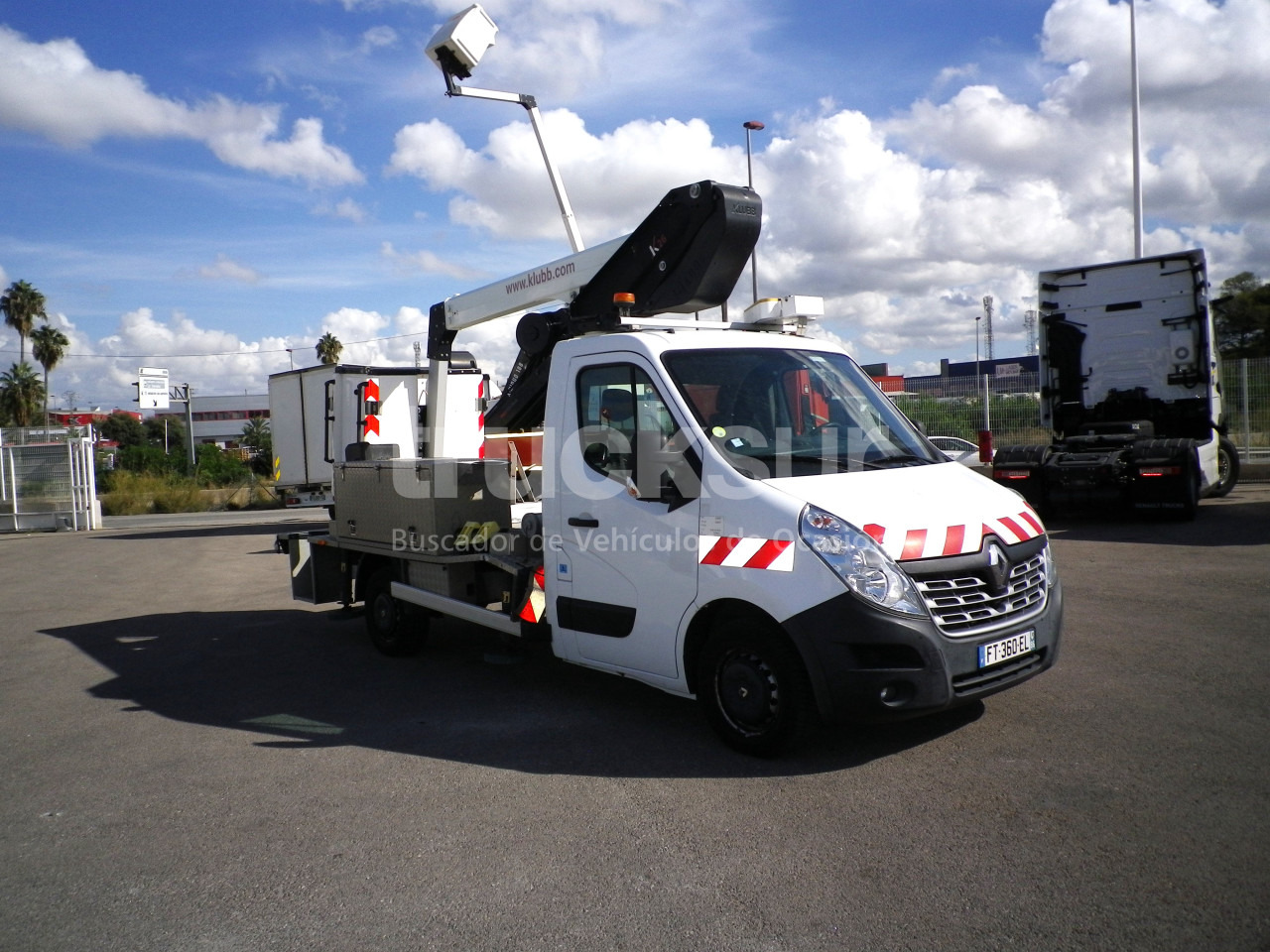 RENAULT MASTER L2 2.3 - LKW mit Arbeitsbühne: das Bild 2 RENAULT MASTER L2 2.3 - LKW mit Arbeitsbühne: das Bild 2