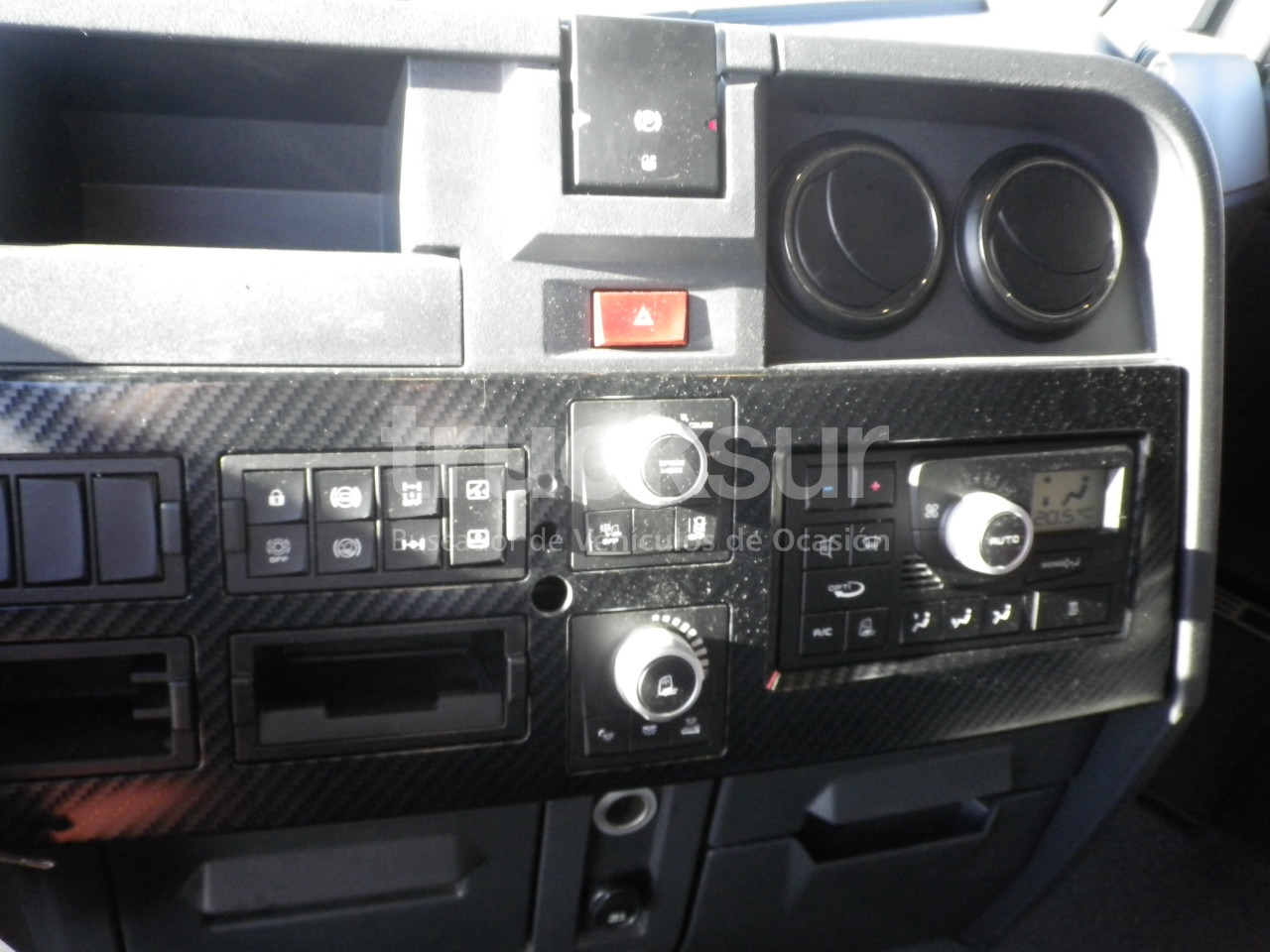 RENAULT T520 HIGH SLEEPER CAB - Leasing RENAULT T520 HIGH SLEEPER CAB: das Bild 9