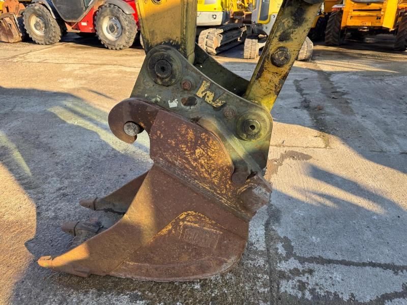 Kettenbagger Caterpillar 312BL: das Bild 6