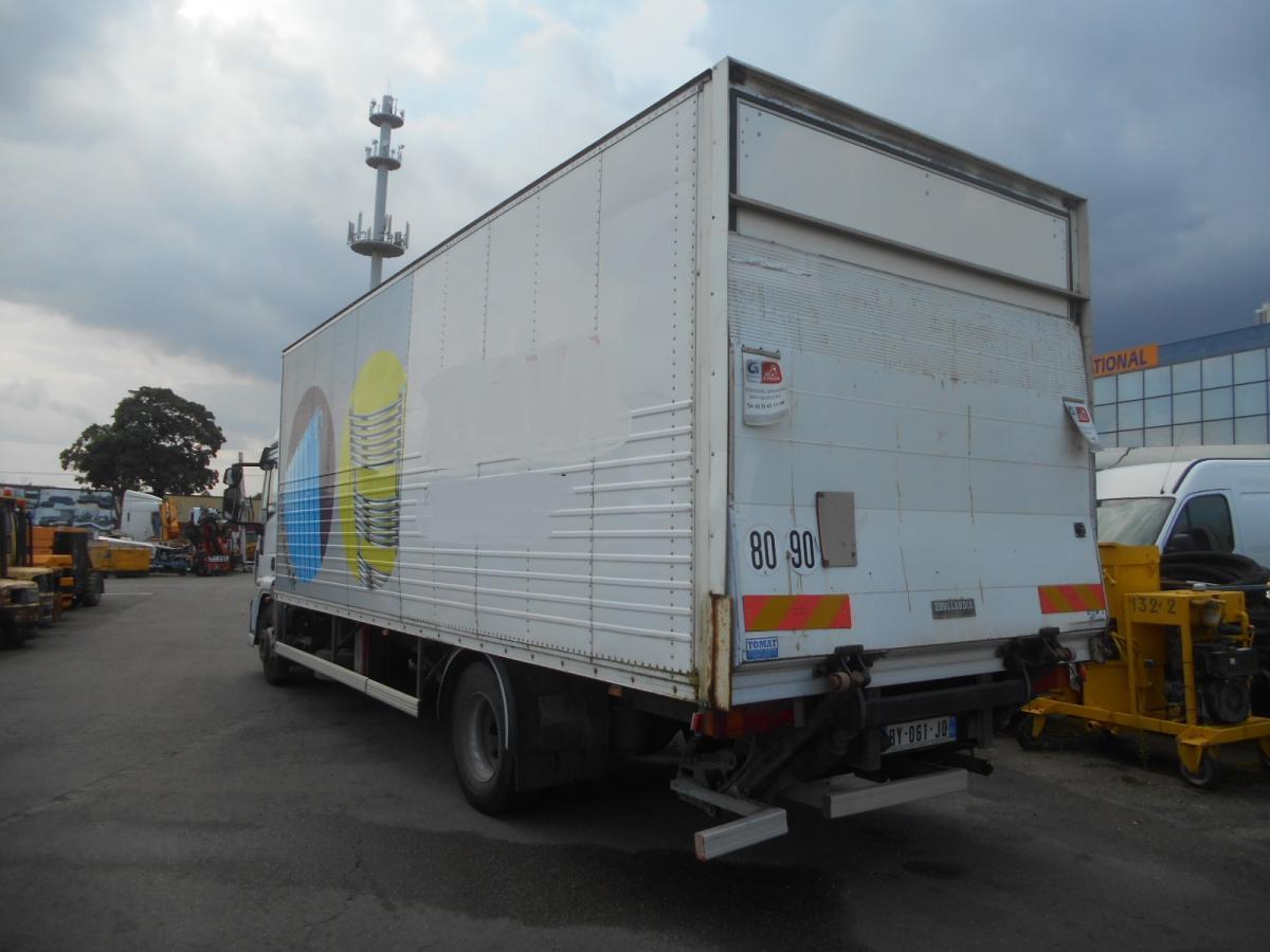 Iveco Eurocargo 140E25 - Koffer LKW: das Bild 2 Iveco Eurocargo 140E25 - Koffer LKW: das Bild 2