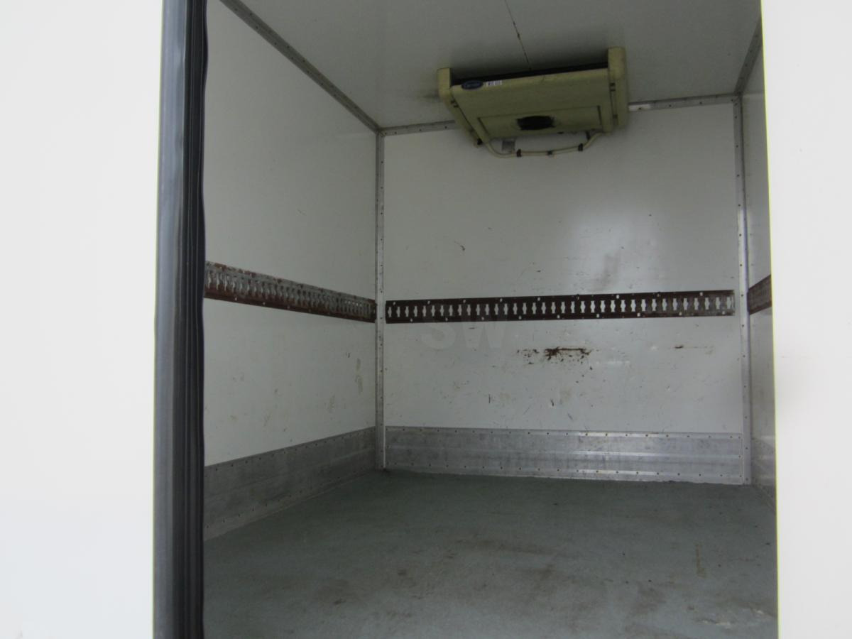 Mercedes 308D - Kühltransporter: das Bild 4 Mercedes 308D - Kühltransporter: das Bild 4