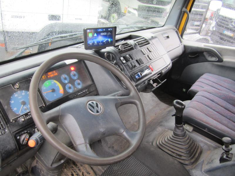 Mercedes Atego 1823 - Abrollkipper: das Bild 4 Mercedes Atego 1823 - Abrollkipper: das Bild 4