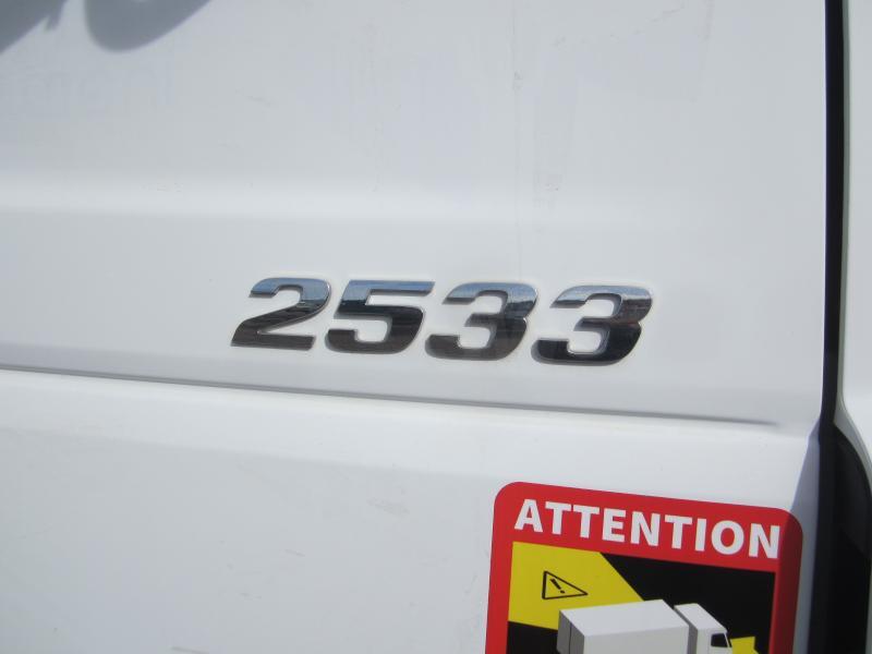 Mercedes Axor 2533 - Müllwagen: das Bild 2 Mercedes Axor 2533 - Müllwagen: das Bild 2