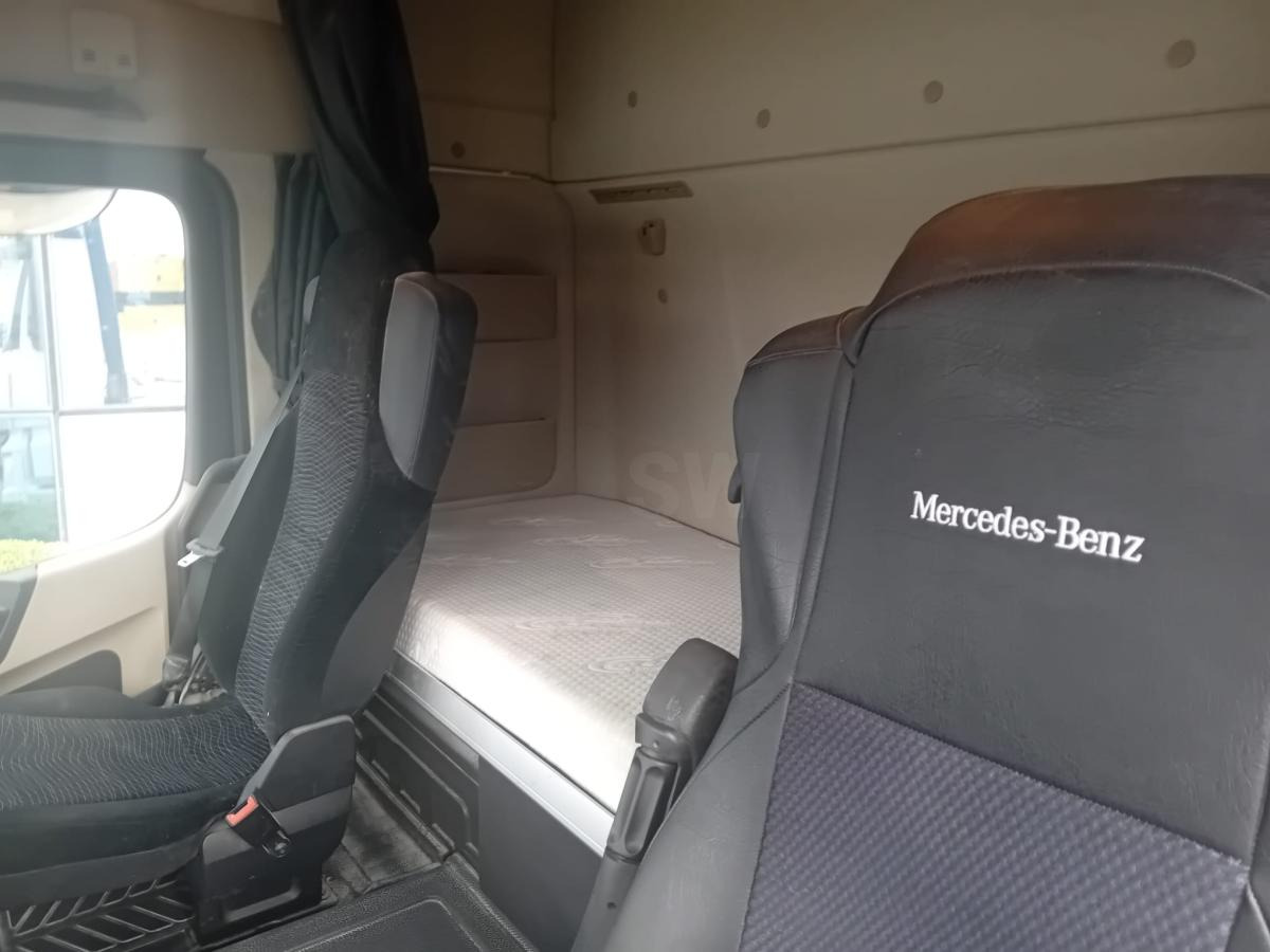 Mercedes Actros 1845 - Sattelzugmaschine: das Bild 4 Mercedes Actros 1845 - Sattelzugmaschine: das Bild 4