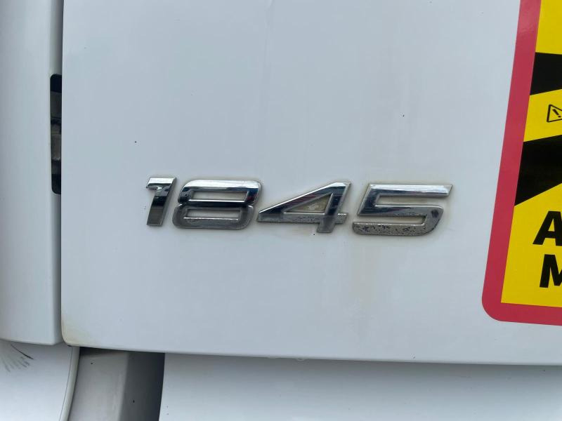 Mercedes Actros 1845 - Sattelzugmaschine: das Bild 4 Mercedes Actros 1845 - Sattelzugmaschine: das Bild 4