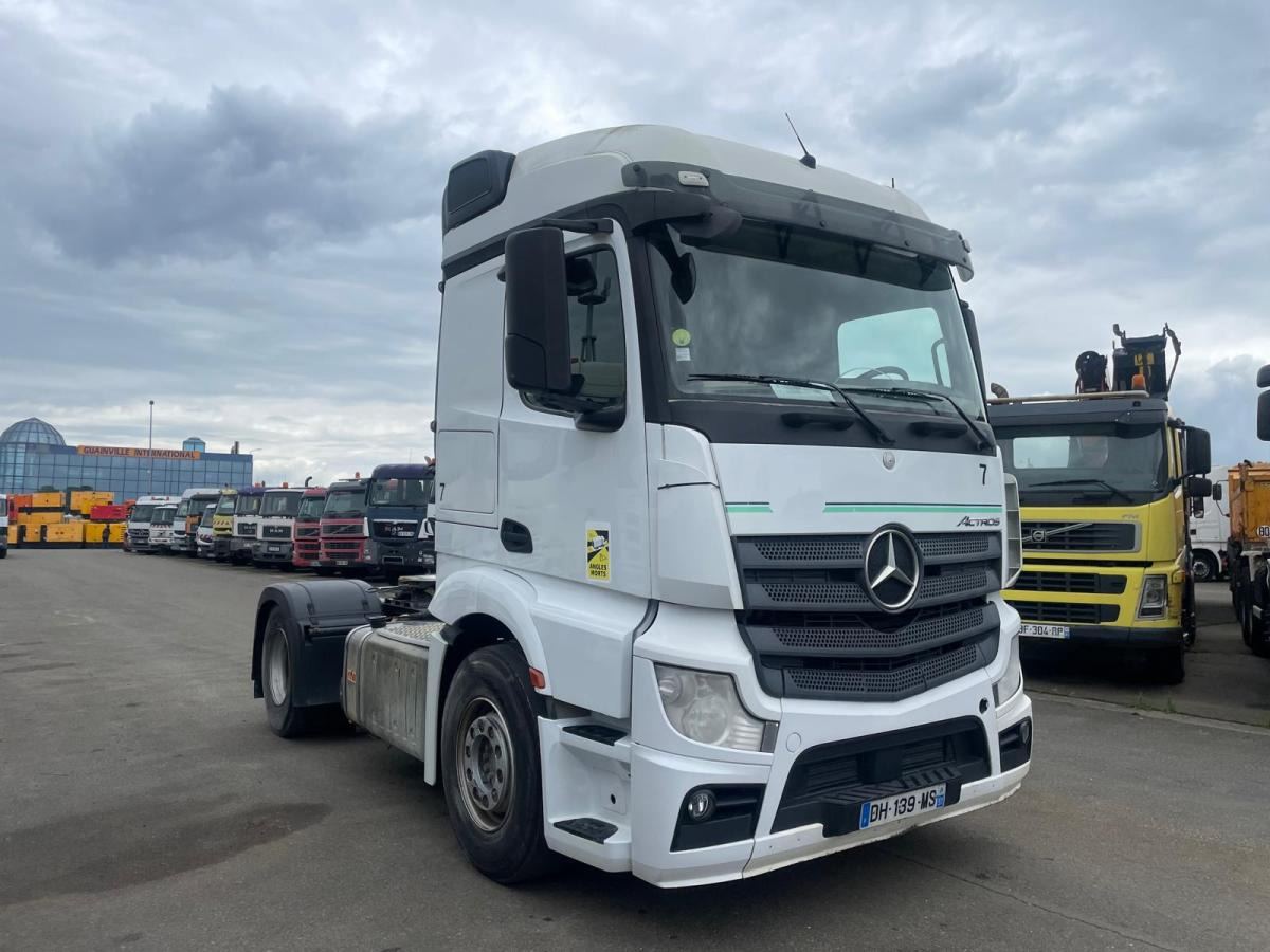 Mercedes Actros 1845 - Sattelzugmaschine: das Bild 1 Mercedes Actros 1845 - Sattelzugmaschine: das Bild 1