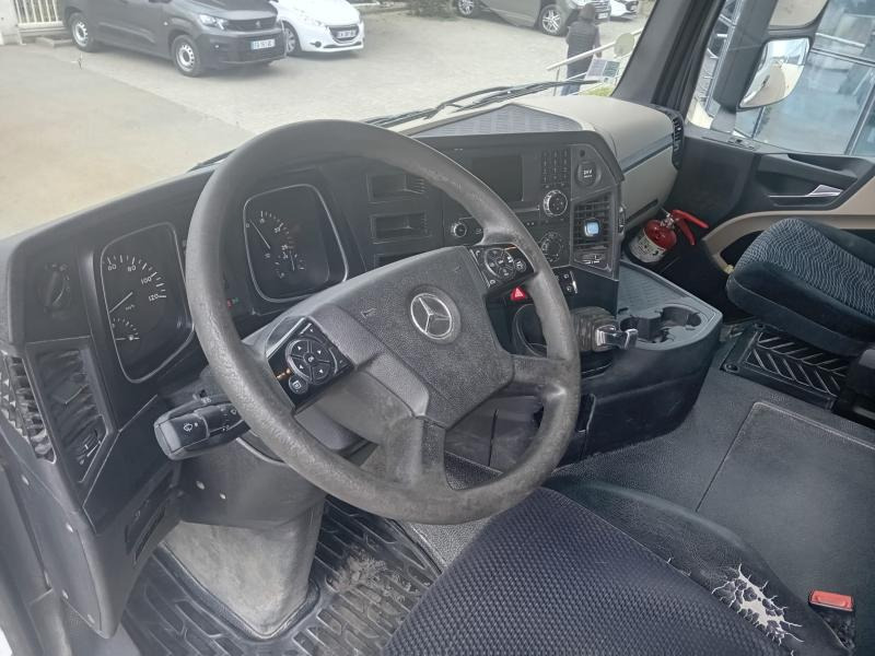 Mercedes Actros 1845 - Sattelzugmaschine: das Bild 3 Mercedes Actros 1845 - Sattelzugmaschine: das Bild 3