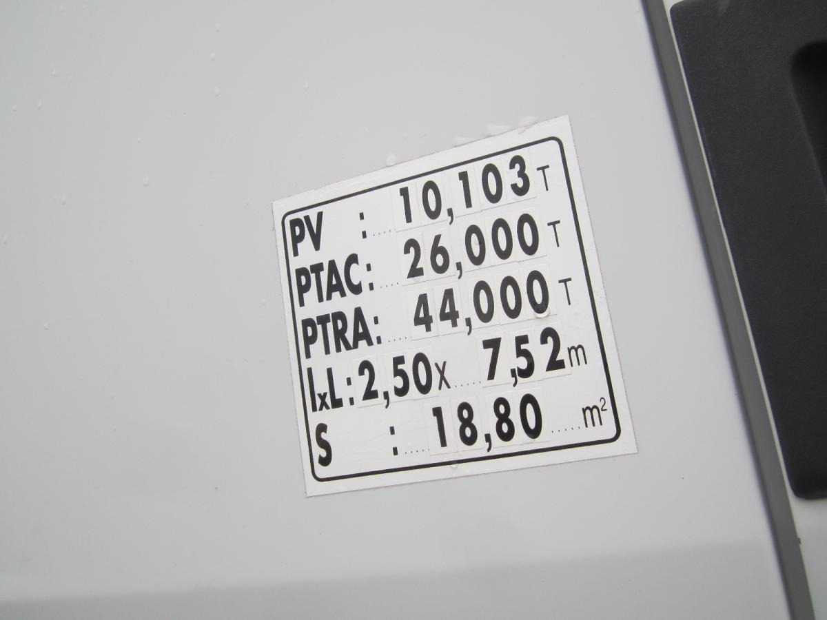 Renault Premium Lander 460 DXI - Sattelzugmaschine: das Bild 4 Renault Premium Lander 460 DXI - Sattelzugmaschine: das Bild 4