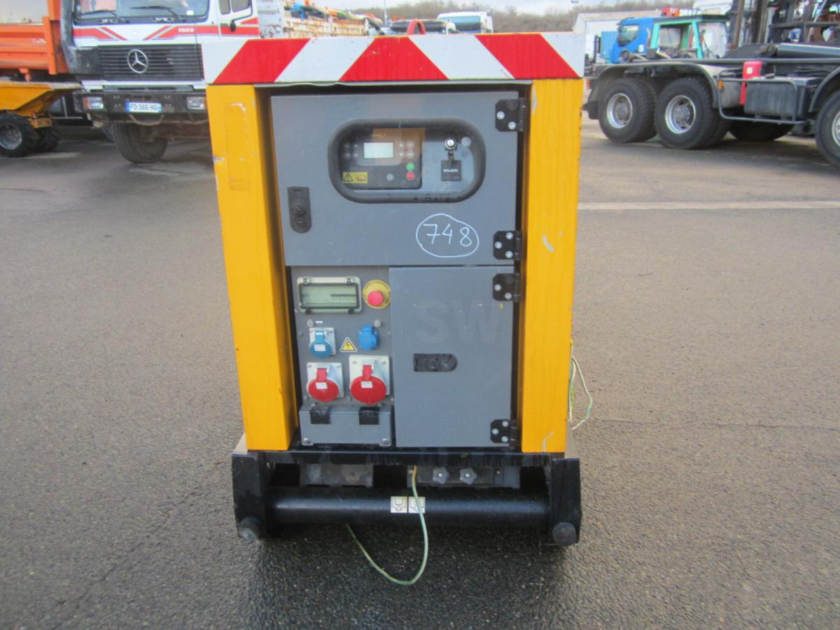 Sdmo R44 - Stromgenerator: das Bild 2 Sdmo R44 - Stromgenerator: das Bild 2
