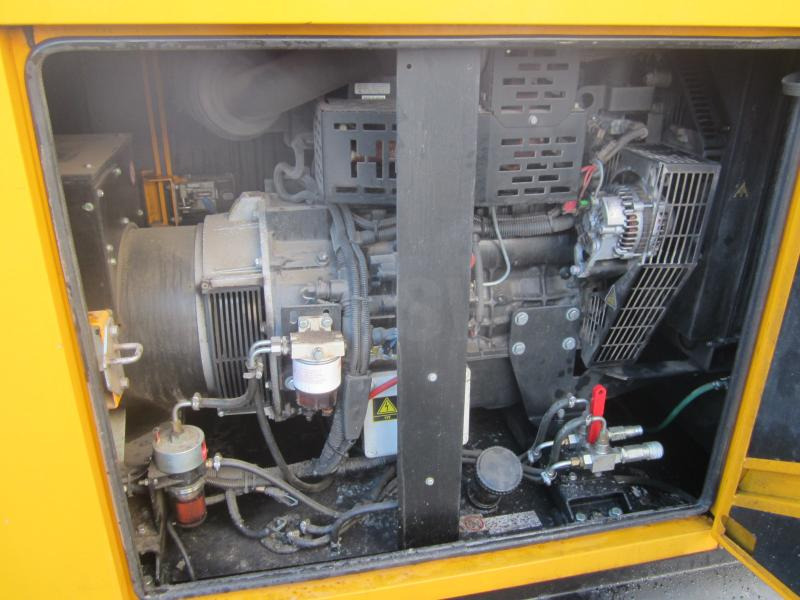 Sdmo R44 - Stromgenerator: das Bild 5 Sdmo R44 - Stromgenerator: das Bild 5