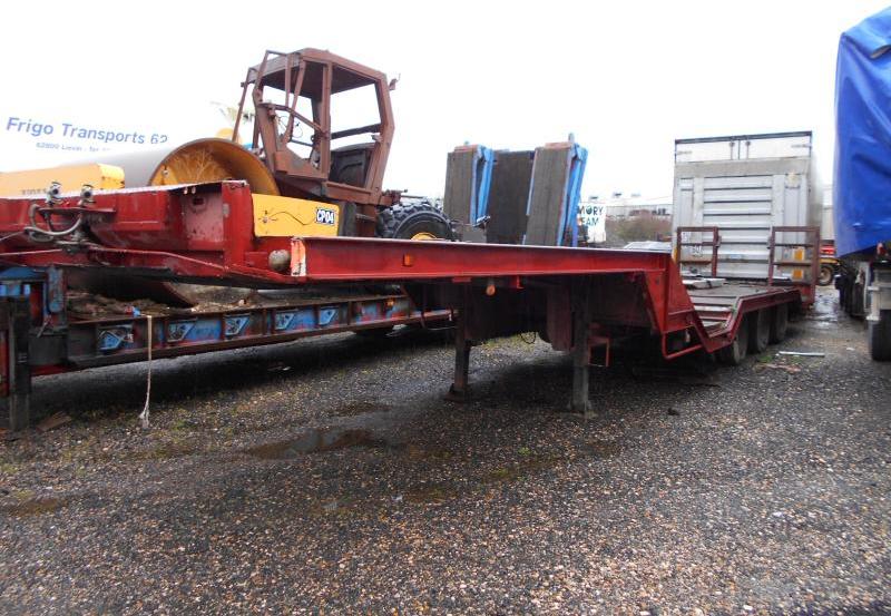 Titan - Tieflader Auflieger: das Bild 1 Titan - Tieflader Auflieger: das Bild 1