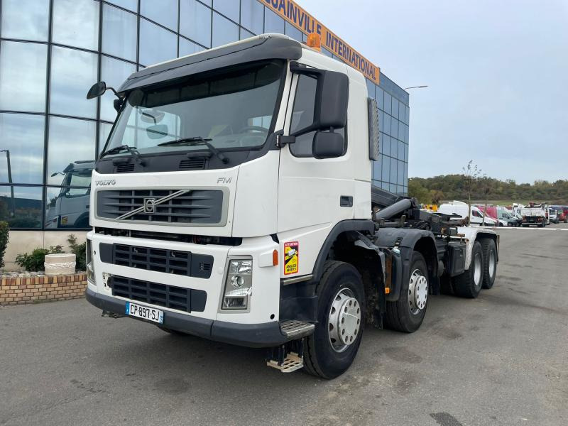 Volvo FM 440 - Abrollkipper: das Bild 1 Volvo FM 440 - Abrollkipper: das Bild 1