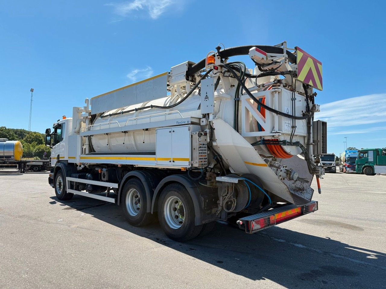 Scania P360 6x4 RHD Hvidtved Larsen FlexLine 312 - Saug-/ Spülfahrzeug: das Bild 4 Scania P360 6x4 RHD Hvidtved Larsen FlexLine 312 - Saug-/ Spülfahrzeug: das Bild 4