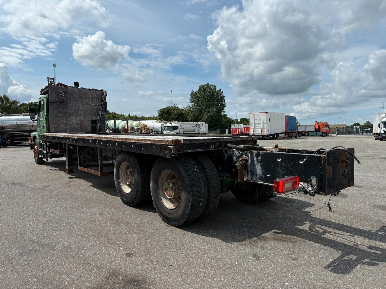 Scania T113-360 EL 6x4 Torpedo / Full steel / Manual Scania T113-360 EL 6x4 Torpedo / Full steel / Manuel - Pritsche LKW: das Bild 3 Scania T113-360 EL 6x4 Torpedo / Full steel / Manual Scania T113-360 EL 6x4 Torpedo / Full steel / Manuel - Pritsche LKW: das Bild 3