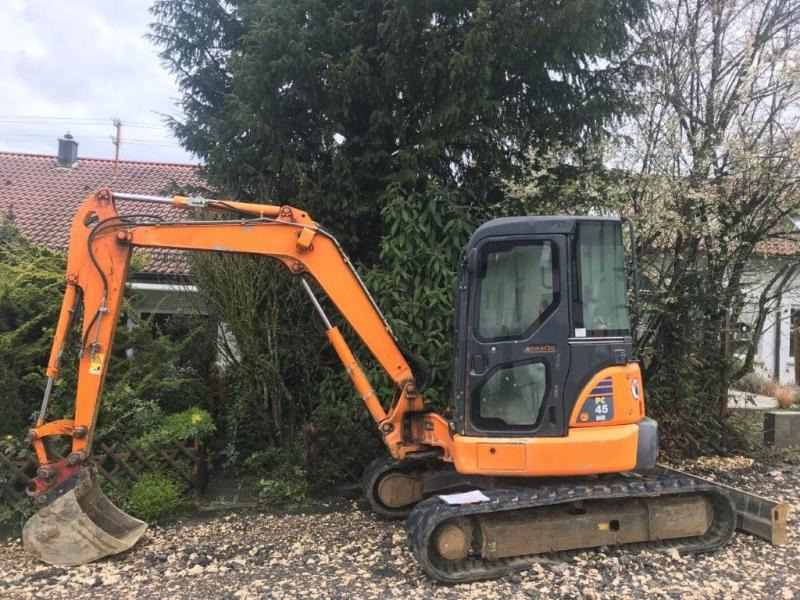 Komatsu PC45MR-3 - Minibagger: das Bild 1 Komatsu PC45MR-3 - Minibagger: das Bild 1
