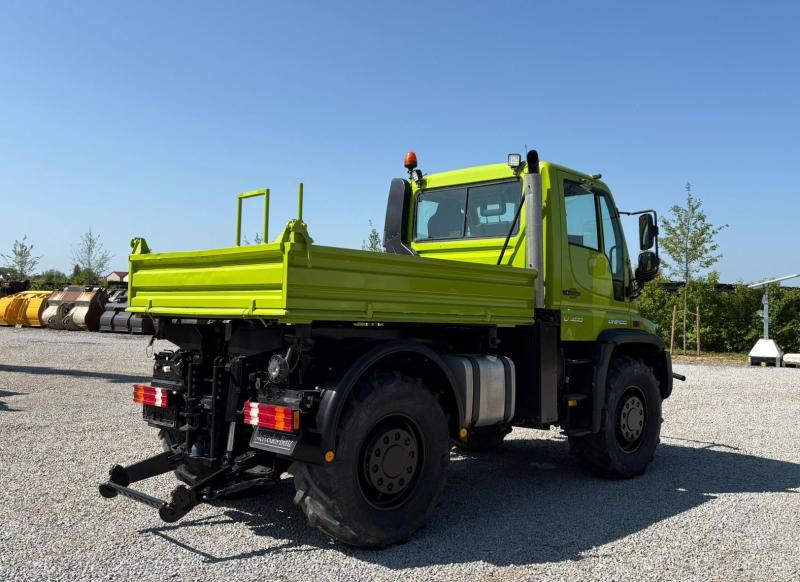 Unimog U400 Agrar - Pritsche Transporter: das Bild 4 Unimog U400 Agrar - Pritsche Transporter: das Bild 4
