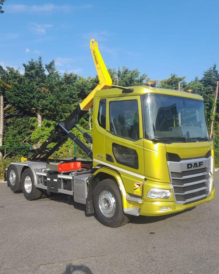 DAF XD 450 FAN - Abrollkipper: das Bild 1 DAF XD 450 FAN - Abrollkipper: das Bild 1