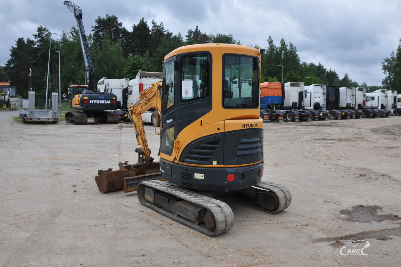 Hyundai R30Z-9AK - Minibagger: das Bild 4 Hyundai R30Z-9AK - Minibagger: das Bild 4
