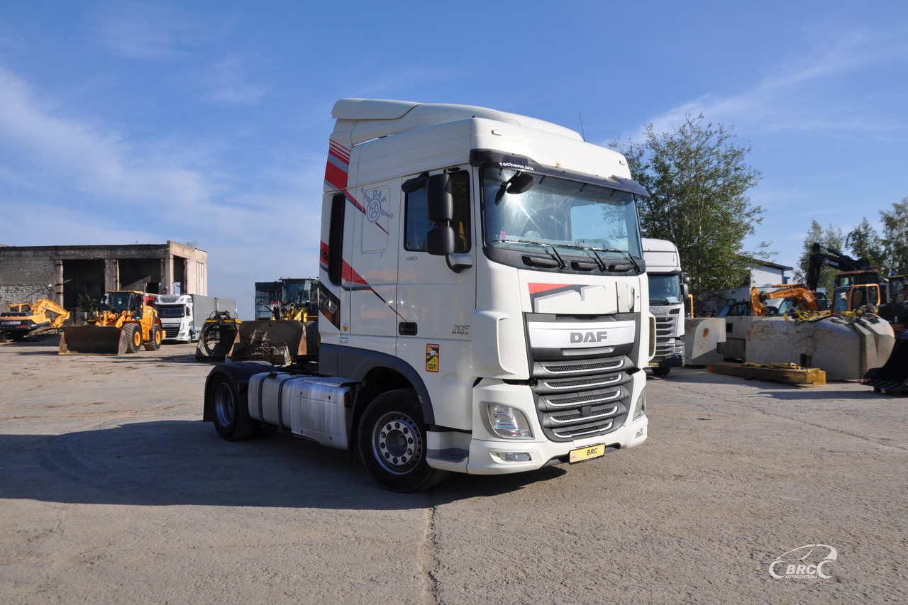 DAF XF - Sattelzugmaschine: das Bild 2 DAF XF - Sattelzugmaschine: das Bild 2
