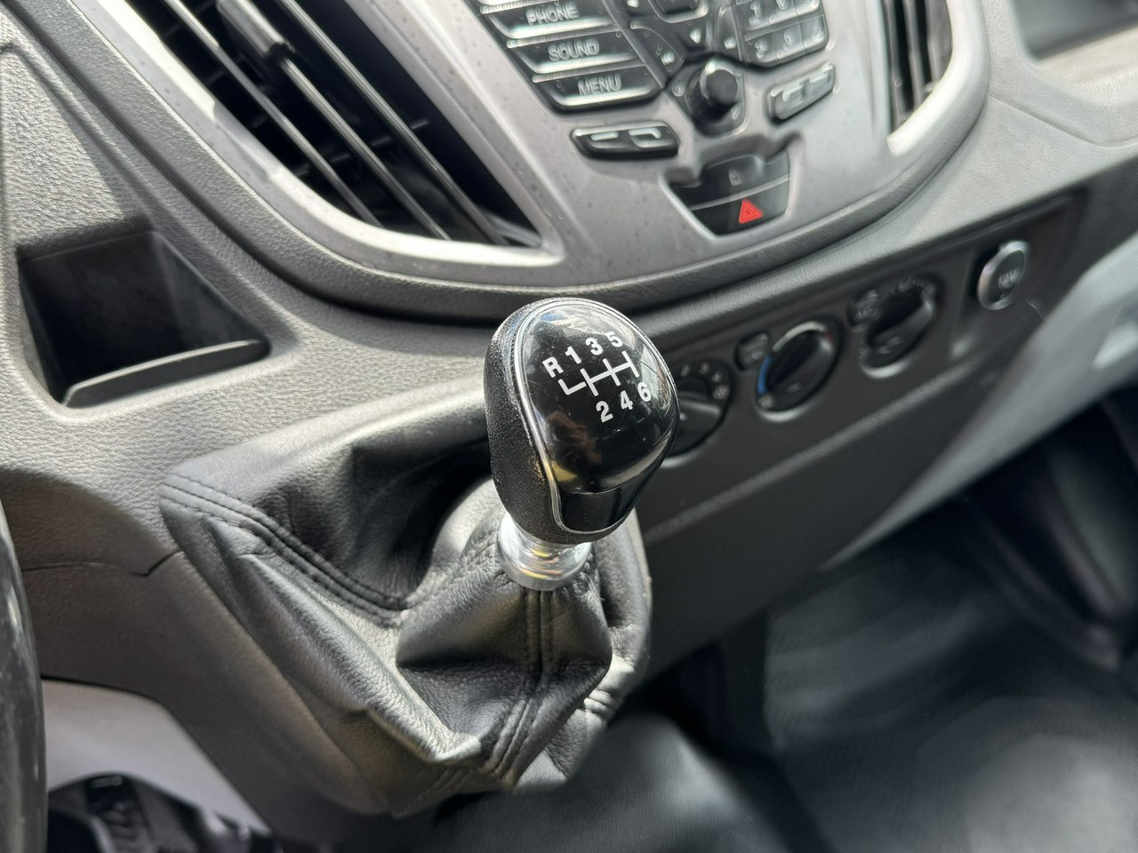 Kipper Transporter Ford Transit: das Bild 27