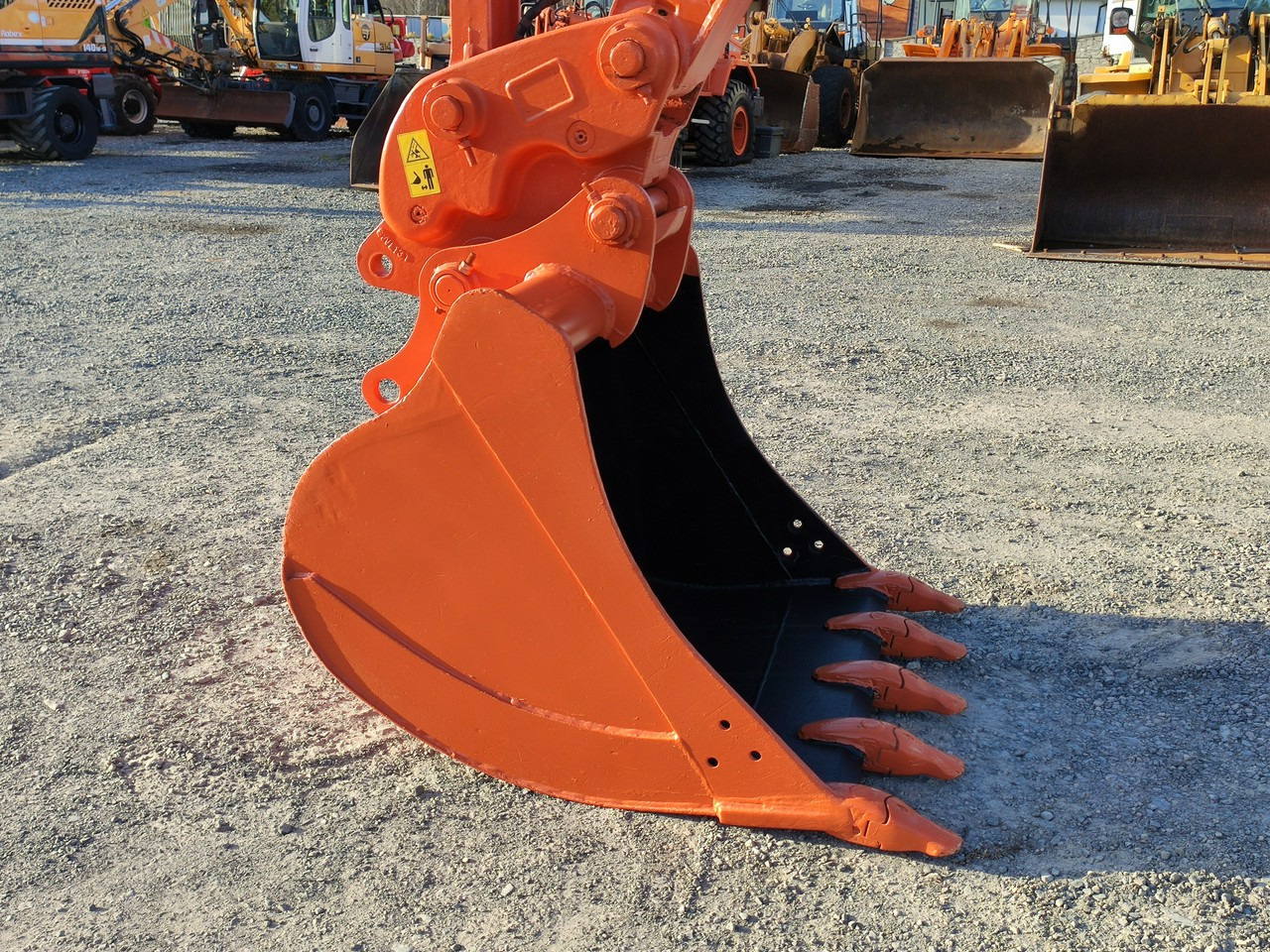 Hitachi ZX140 Koparka Kołowa - Mobilbagger: das Bild 5 Hitachi ZX140 Koparka Kołowa - Mobilbagger: das Bild 5