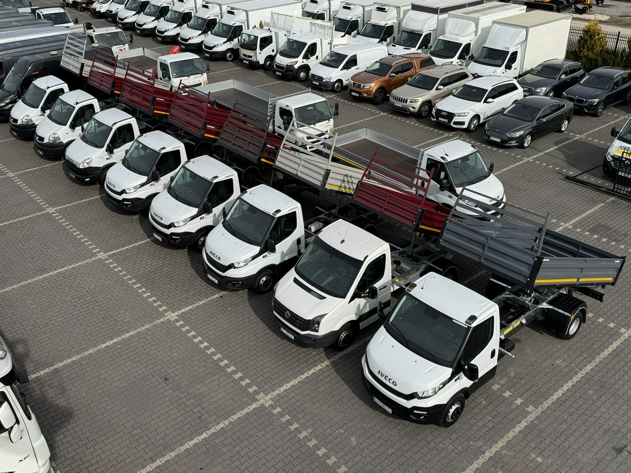 Iveco Daily 35C14 - Kipper Transporter: das Bild 1 Iveco Daily 35C14 - Kipper Transporter: das Bild 1